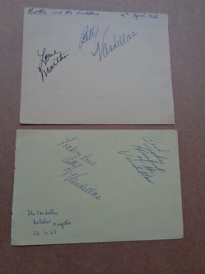 Martha & Vandellas hand signed 1965 autograph book pages