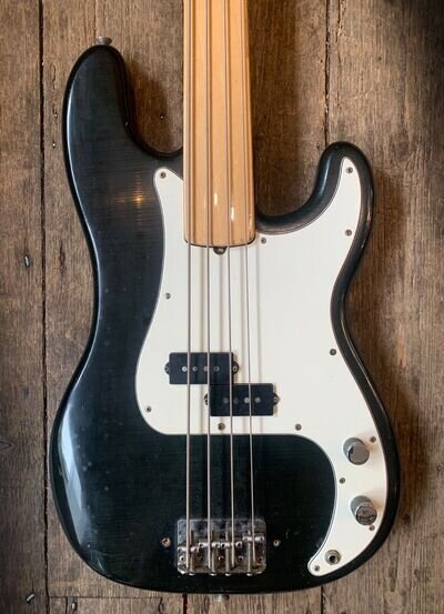 1975 Fender Precision Fretless Bass in Black finish & case