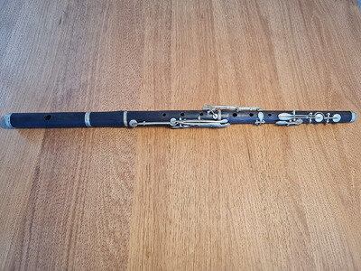 vintage wooden unbranded 9-key flute