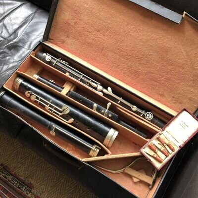 Antique C19th TRIEBERT (?) French Bassoon 21 Keys w/Orig Case & Reeds - AS FOUND