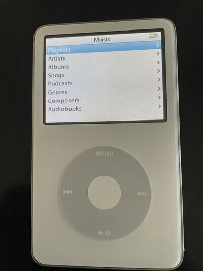 Apple iPod Classic 5th Generation White (60GB) a1136