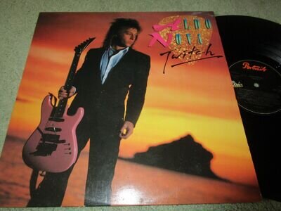 Aldo Nova – Twitch Portrait PRT 26440 Compilation UK Vinyl LP Album + Inner