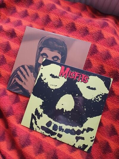 Misfits Vinyl X2 Collection 1 And 2 Lp Record *DAMAGED FAST FREE UK DELIVERY