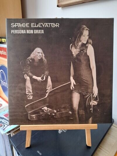 Space Elevator - Persona Non Grata - great AOR meets rock vinyl LP