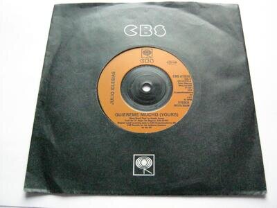 Julio Iglesias Quiereme Mucho 7" CBS A1939 EX 1981 Quiereme Mucho/33 Anos