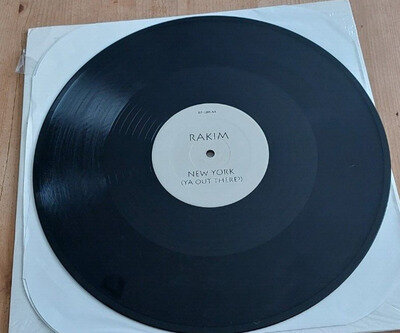 RAKIM NEW YORK ( YA OUT THERE ) 12" VINYL IN EXCELLENT CONDITION .