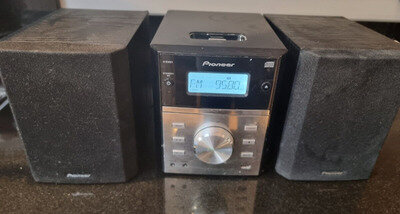 Pioneer Stereo Midi System XEM21 (Ipod / Radio / CD)