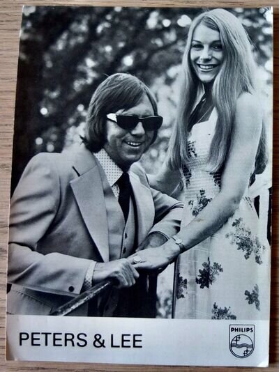 PETERS & LEE SIGNED PROMO PHOTOCARD (1974) AUTOGRAPHED LENNIE PETERS