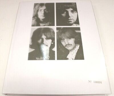 THE BEATLES Apple 1968 HARDBACK 2x CD's Blu-Ray + Posters Universal 2018 - Z03