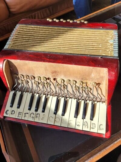 Vintage Hohner Mignon 11 accordion * Free UK Mainland Postage