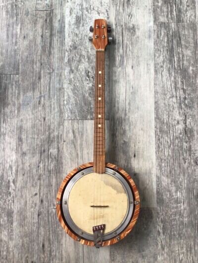 Vintage Banjo Ukulele with pearloid veneer body