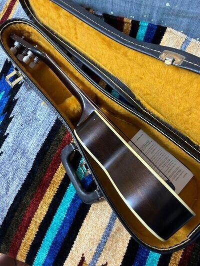 Vintage 1920s Gibson Uke-3 Soprano Ukulele with Case Rare