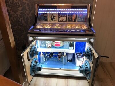 Unique 1963 Seeburg LPC1 Jukebox/Drinks Cabinet with Bluetooth