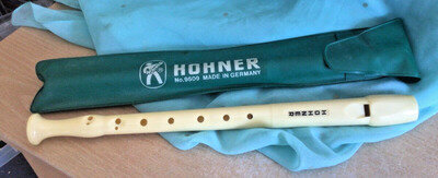 Vintage Cream Hohner Recorder 1970s Made in Germany no.9509- in case