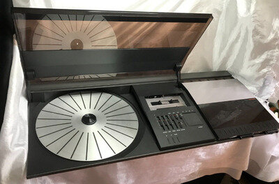 Bang & Olufsen BEOCENTER 2200 Music System - Working - No Stylus