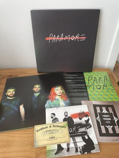 Paramore Self Titled Limited Edition Deluxe Boxset