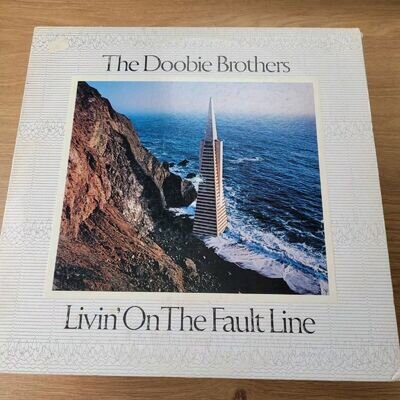 The Doobie Brothers – Livin' On The Fault Line-1977 US Import Vinyl LP BSK 3045