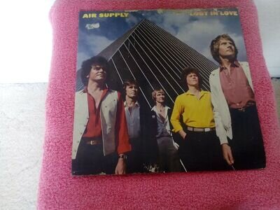 AIR SUPPLY.LOST IN LOVE.STEREO VINYL ALBUM.ARISTA 1-202-317.SPAIN.G.CON.1980.