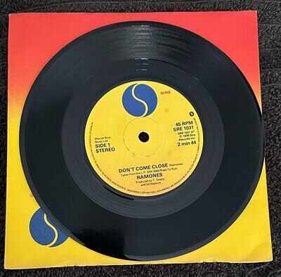 Ramones - Don't Come Close - SIRE SRE 1031 7" Vinyl Single record 1978 EX