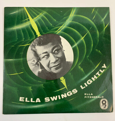 ELLA FITZGERALD - ELLA SWINGS LIGHTLY - VINYL ALBUM.