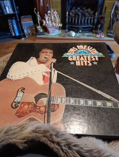 Elvis Presley Greatest Hit Box Set Of 7 Lps And Two Booklets RCA And Readers D