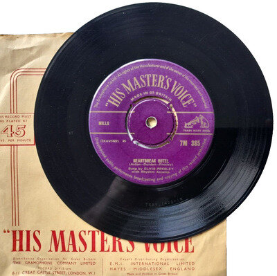 Elvis Presley 1956 HMV 7" VINYL 45 Heartbreak Hotel / I Was The One 7-M 385 Gold