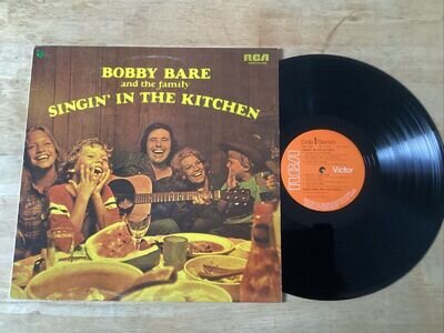 Bobby Bare And The Family – Singin' In The Kitchen Vinyl LP LSA3198 1974 Country