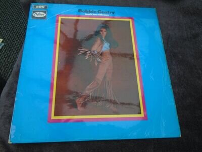 BOBBIE GENTRY / TOUCH EM WITH LOVE / LP /PLAY TESTED/ CAPITOL EST 155 / 1969