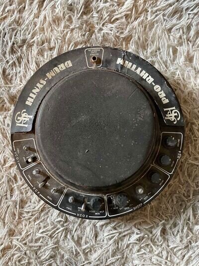 drum synthesizer / made in Japan / mode SD1 / black / used/ needs refurb