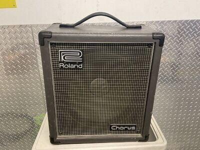 Roland cube 60 Amp Speaker Chorus Tested.