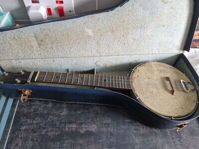 Vintage / Antique Dulcet 4 String Banjo With Vintage Carry Case