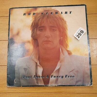 ROD STEWART - FOOT LOOSE AND FANCY FREE -VINYL LP Includes Booklet (299)