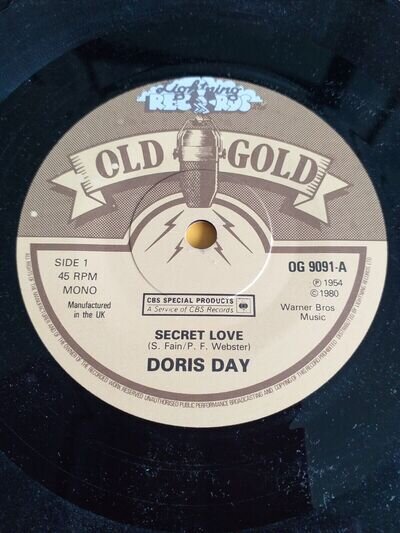 Old Gold - Doris Day - 45 rpm 7" Single Vinyl Record - Secret Love