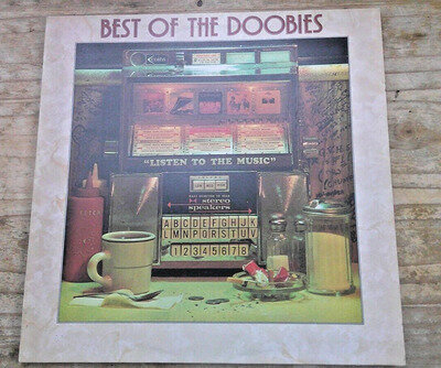 DOOBIE BROTHERS "BEST OF THE DOOBIES" UK VINYL LP EX CONDITION