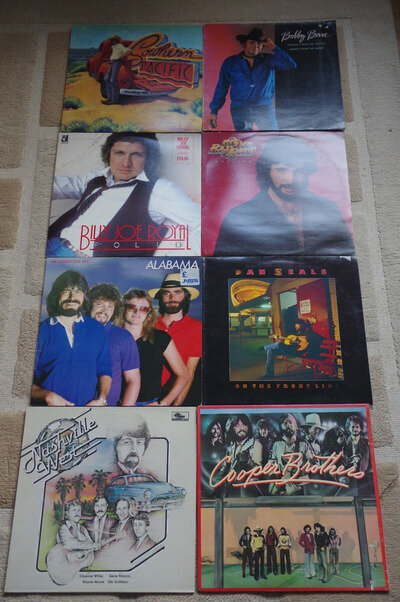 JOB LOT OF 32 VINYL LP RECORDS Country/Country Rock