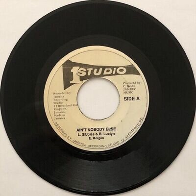 HEPTONES : Ain't Nobody Else / Version 7" Studio One Repress