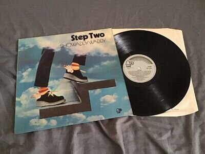 SHOWADDYWADDY - STEP TWO - UK PRESSING LP ON BELL LABEL FROM 1975