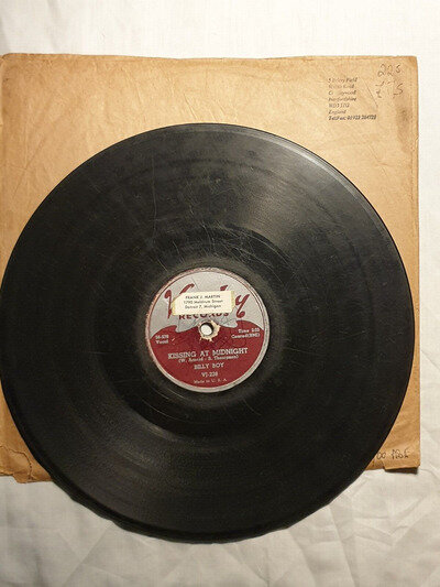 BILLY BOY Kissing At Midnight bw My Heart Is Crying 78rpm 1957 US issue VG plus