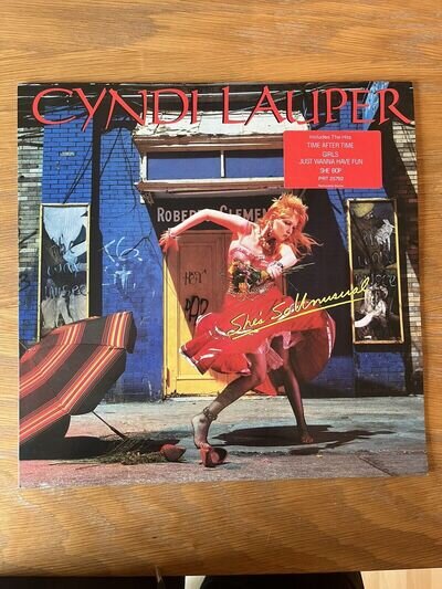 CYNDI LAUPER - SHE'S SO UNUSUAL ,PORTRAIT ,1983 ,PRT 25792, VG++/M-