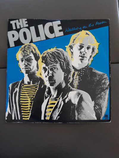 THE POLICE - WALKING ON THE MOON 7" VINYL SINGLE 1979 AMS 7494