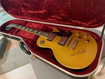 Vintage Gold Top Les Paul Signed by Joe Bonamassa! AUTOGRAPHED V100 - with case