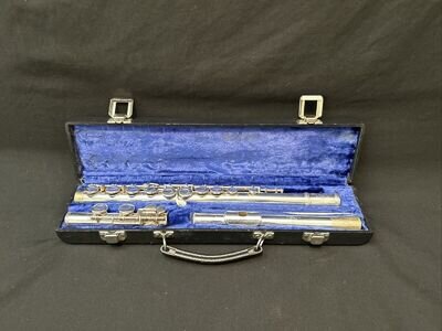 Vintage Elkhart Indiana Flute 2SP F24422 With Case